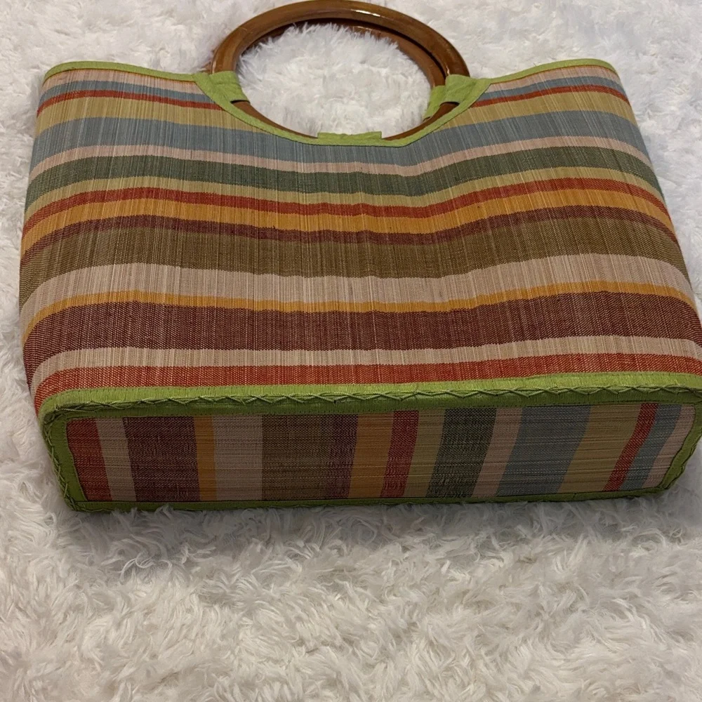 Striped Multicolor Women's Beach/Tote Bag with Wooden Handles